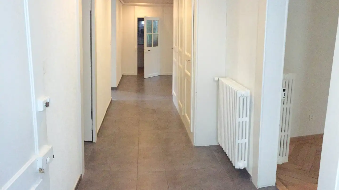Appartement à louer - Chemin Des Tunnels 14, 2300 La Chaux-de-Fonds - Photo 2