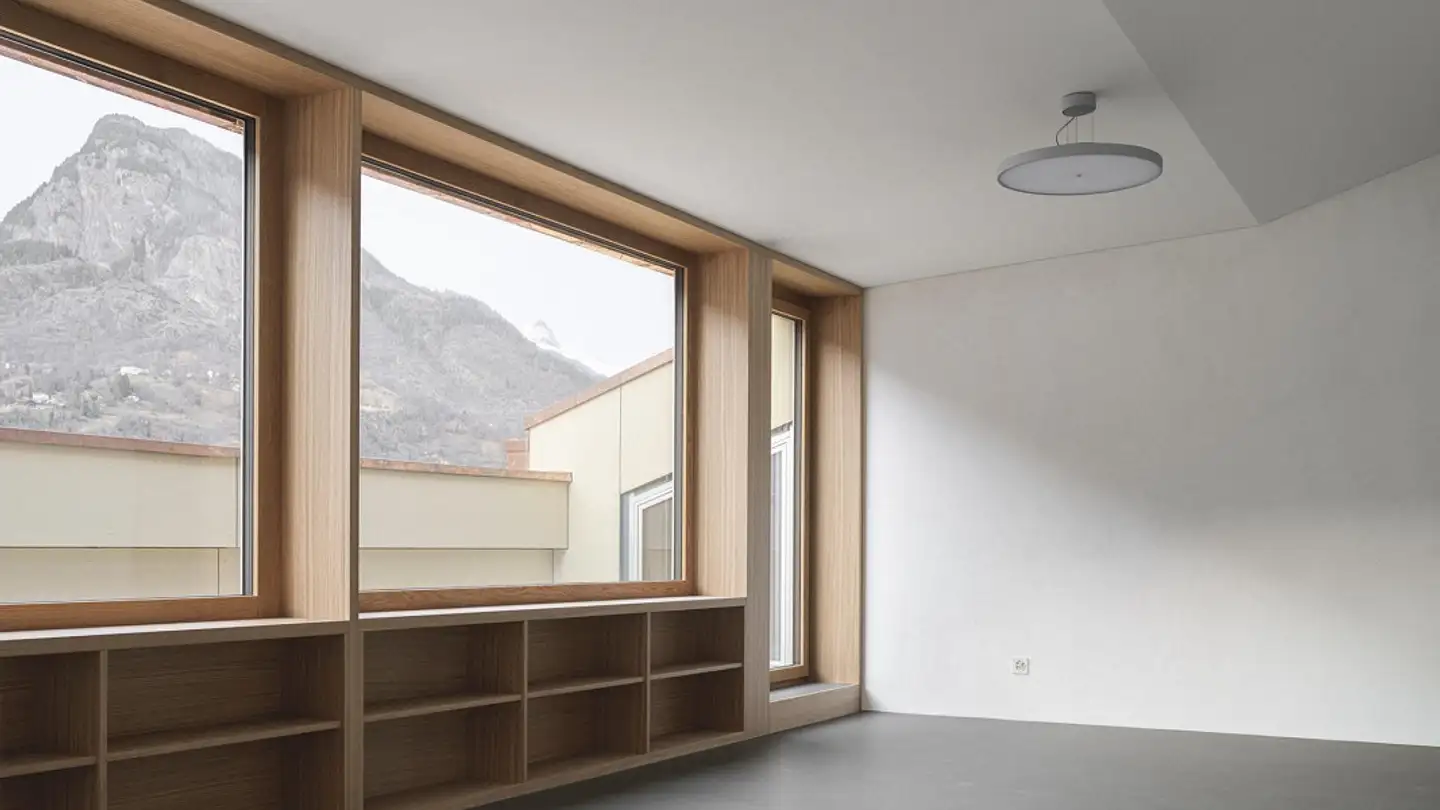 Attique à louer - 3900 Brig