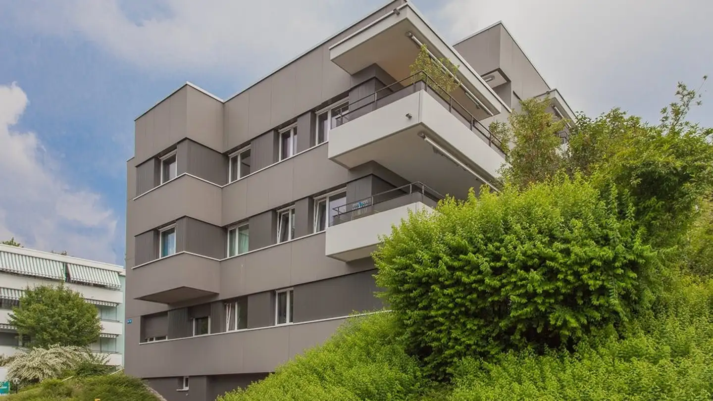 Tiefgaragenstellplatz mieten - Im Glockenacker 56, 8053 Zürich