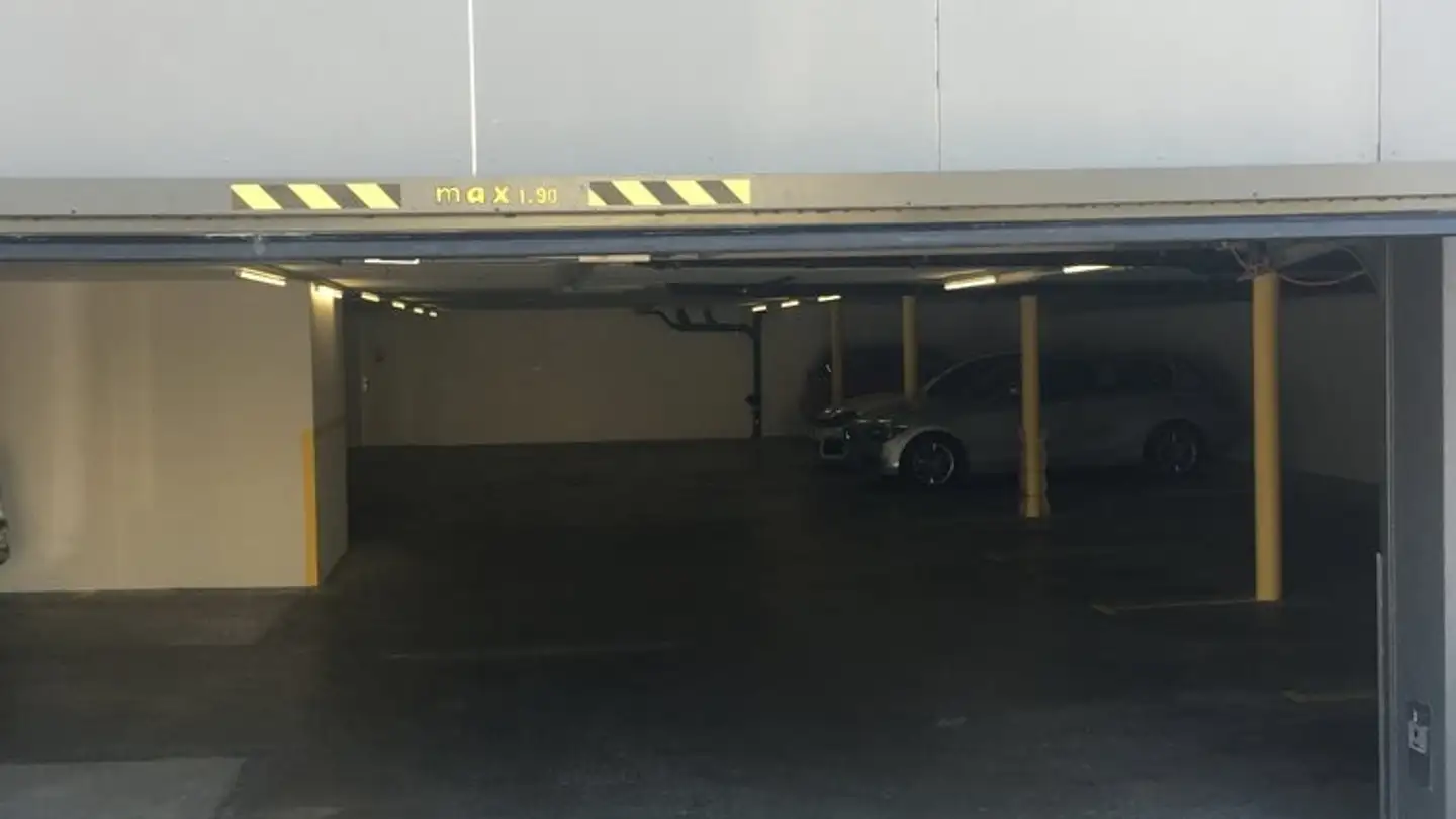 Parcheggio sotterraneo in affitto - Im Glockenacker, 8053 Zürich - Foto 3