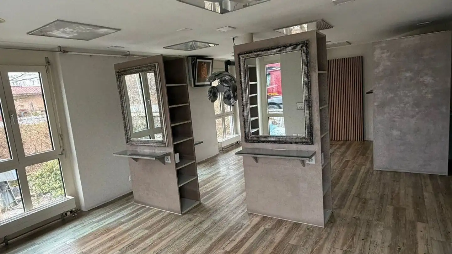 Hairdresser for rent - Bahnhofstrasse 65, 4914 Roggwil BE - Photo 3