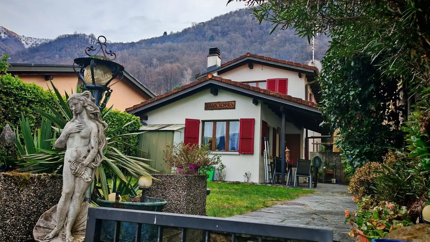 Casa singola in vendita - Via Stradone, 6579 Piazzogna