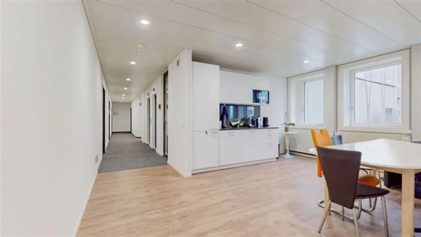 Office space for rent - Westbahnhofstrasse 1, 4500 Solothurn