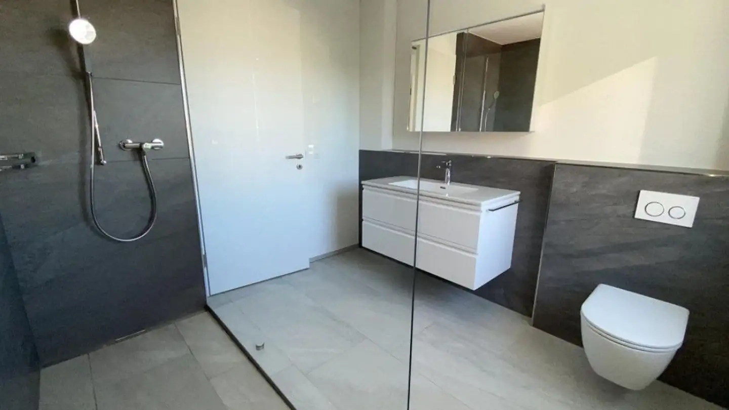 Apartment for rent - Sonnmattstrasse 1, 8854 Siebnen - Photo 2