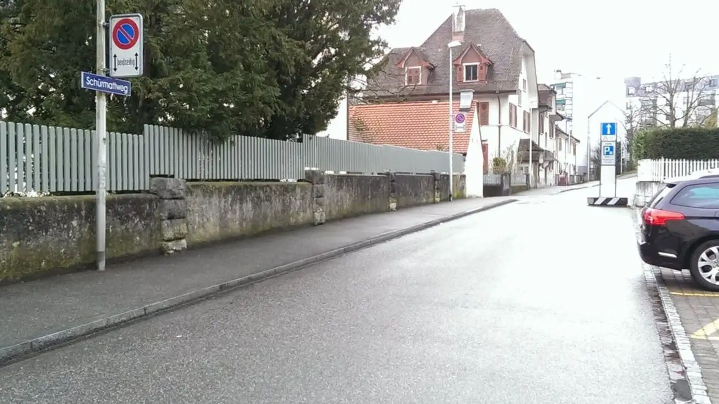 Place de parking souterraine à louer - Schürmattweg 2, 4600 Olten