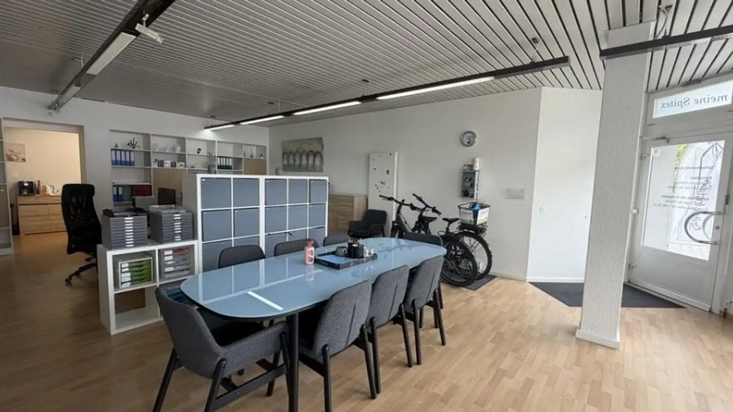 Shop for rent - Kantonsstrasse 40, 6048 Horw - Photo 2