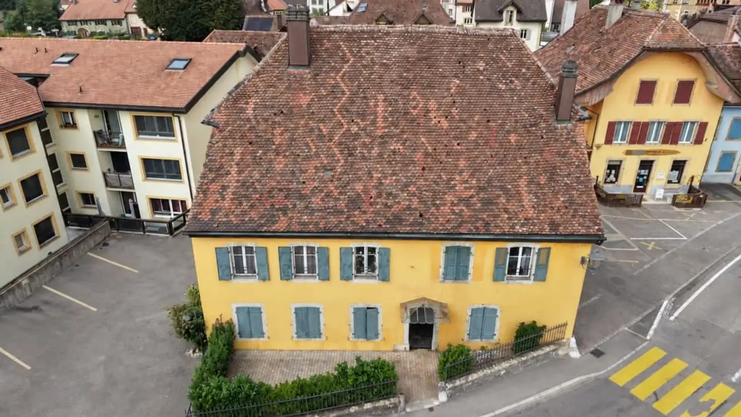 Edificio residenziale in vendita - 2088 Cressier NE - Foto 2