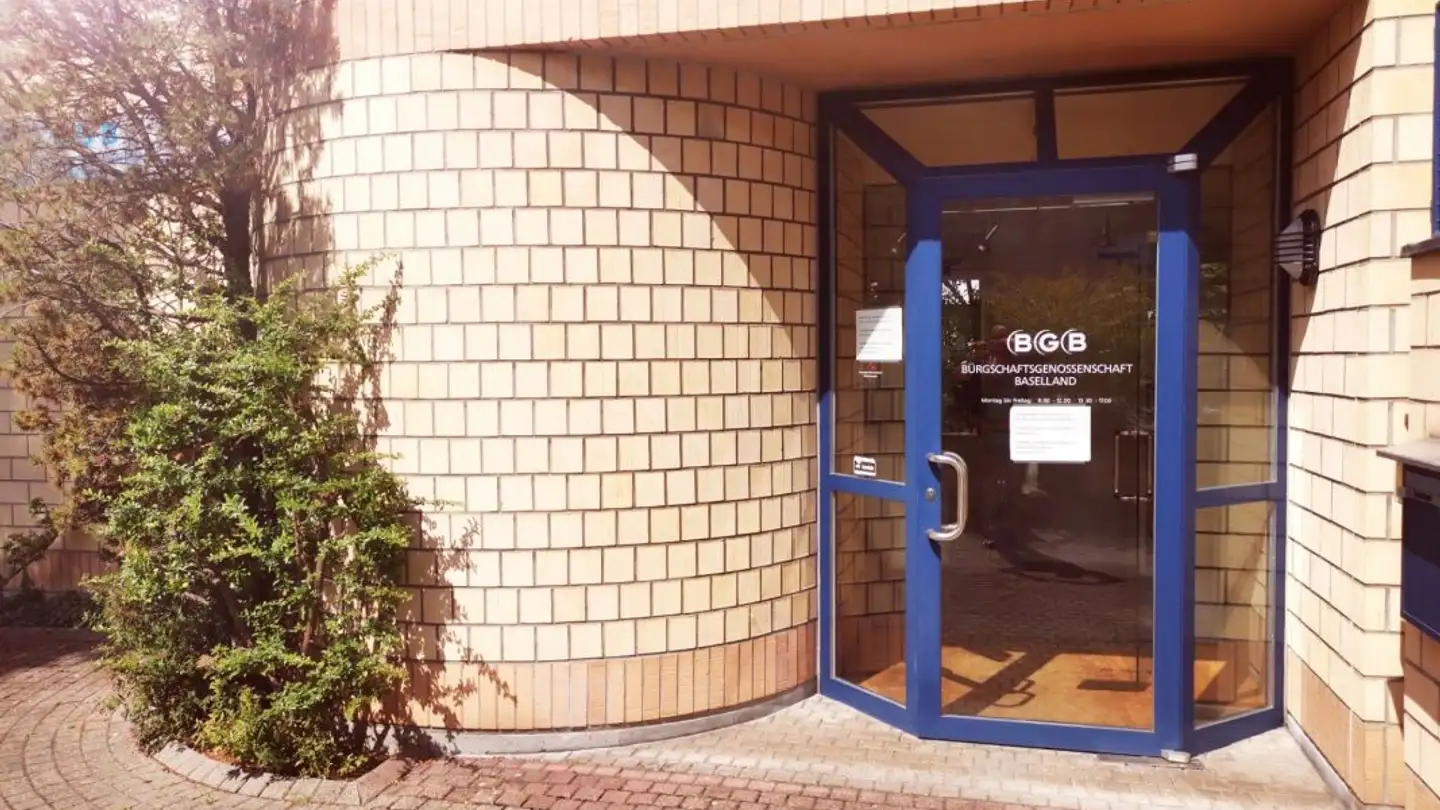 Office space for rent - Emil Frey-Strasse 140, 4142 Münchenstein