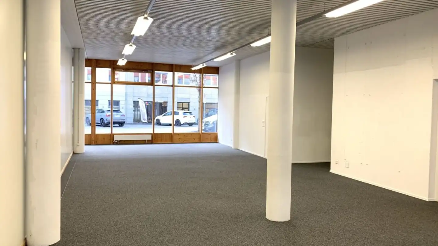 Magasin à louer - Schulhausstrasse 2a, 4900 Langenthal - Photo 2