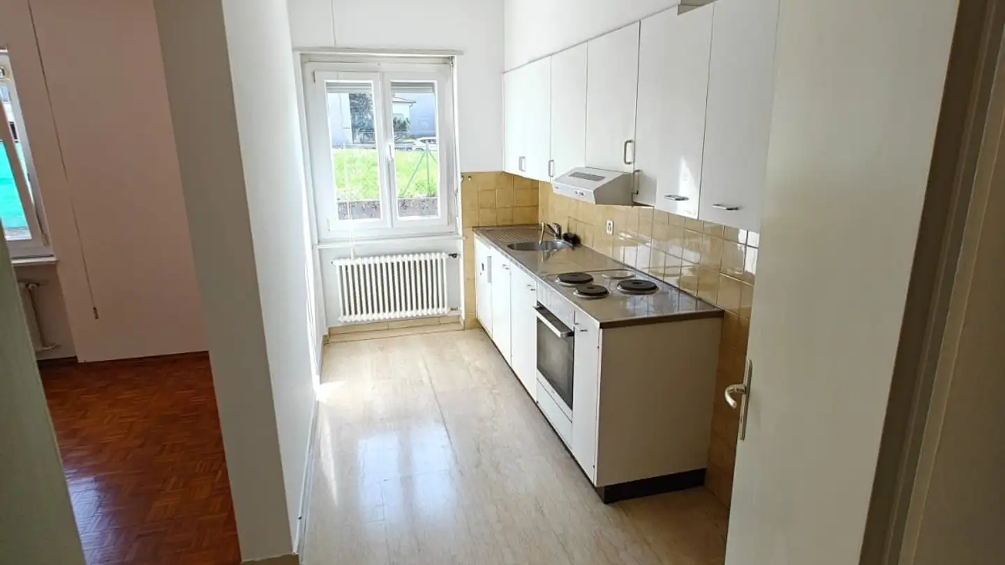 Wohnung mieten - Piazza Baraini, 6852 Genestrerio