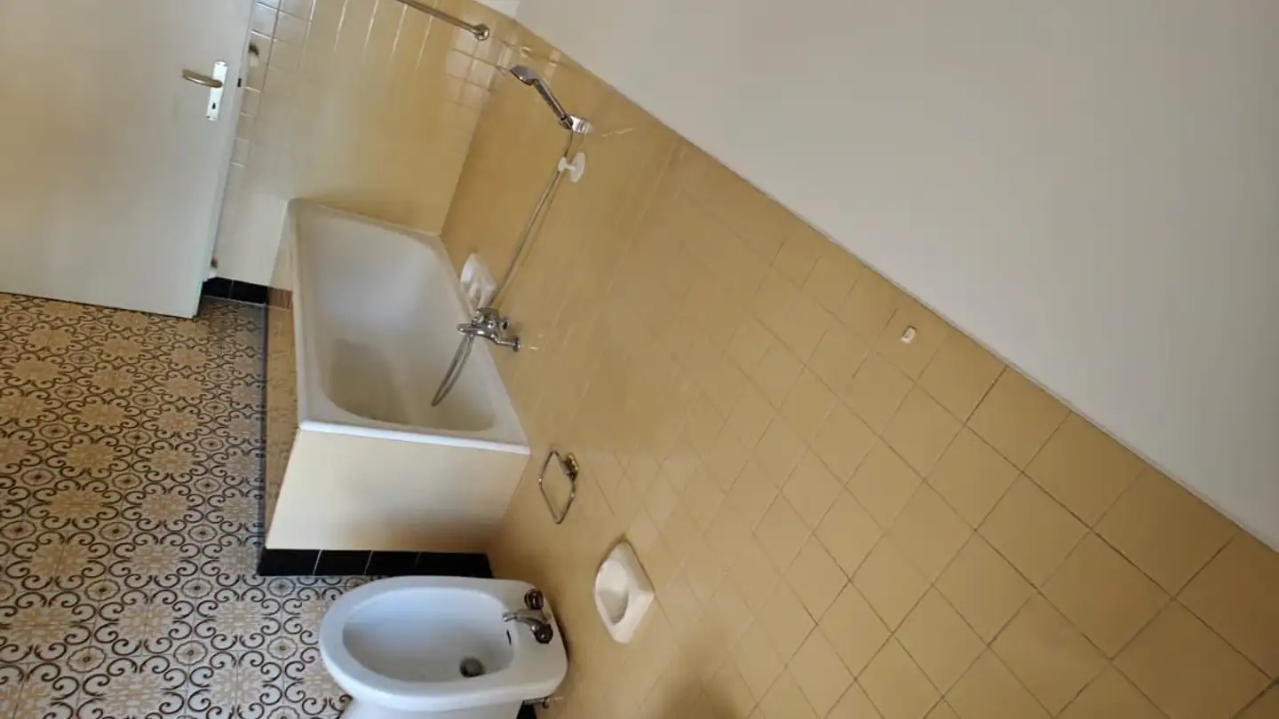 Wohnung mieten - Piazza Baraini, 6852 Genestrerio - Foto 4