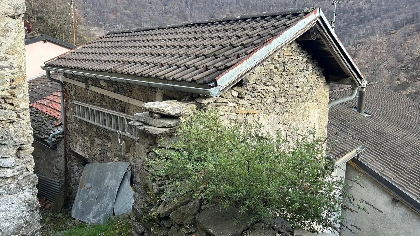 Einfamilienhaus kaufen - Via Dei Portici, 6809 Medeglia - Foto 2
