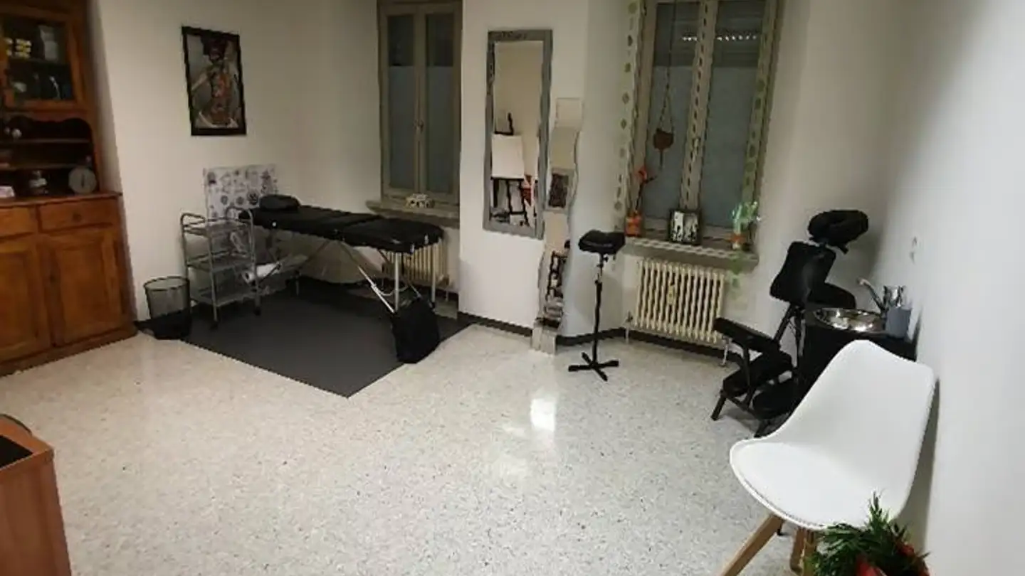 Residential building for sale - 6710 Biasca - Photo 4