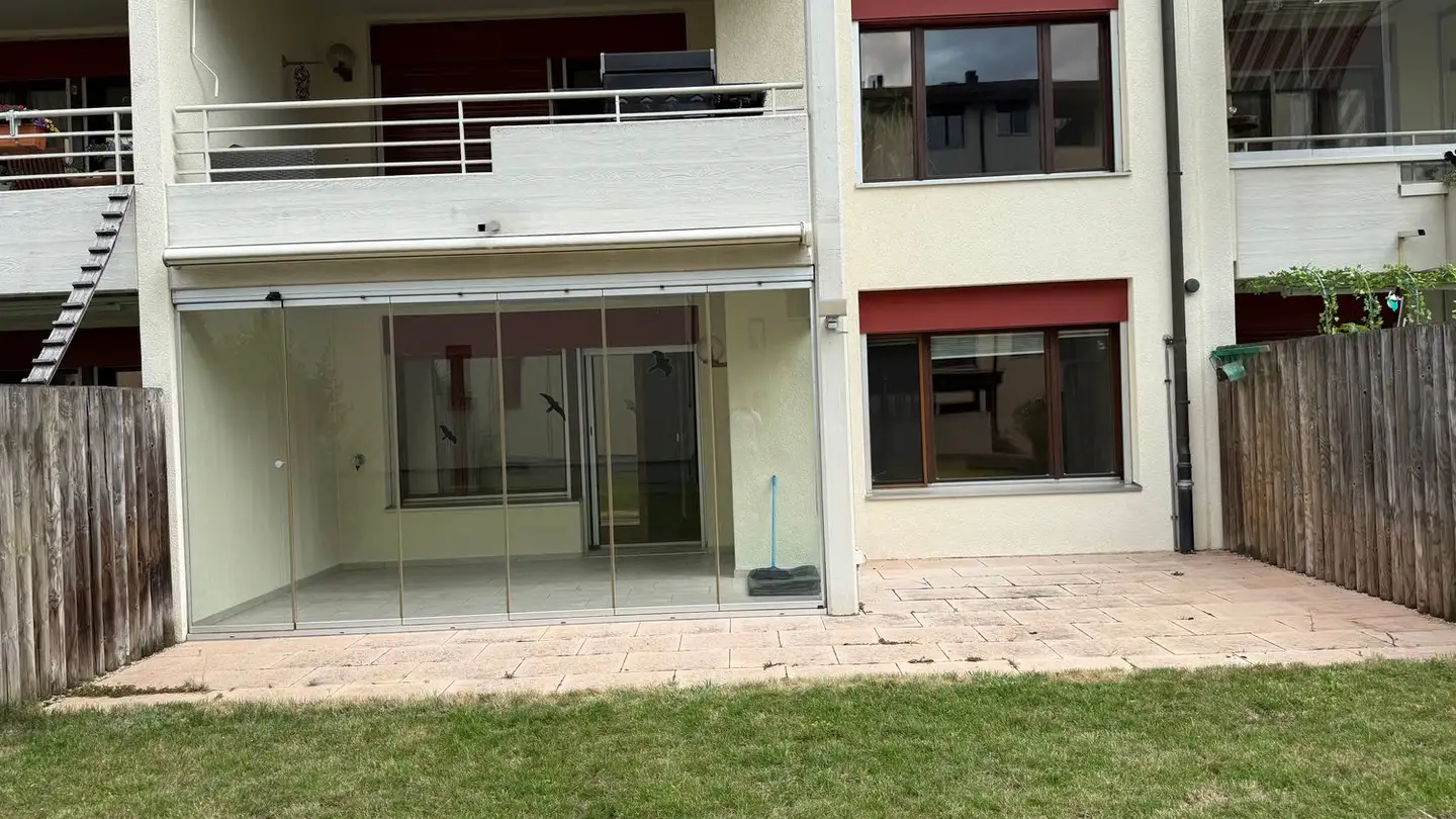 Terrassenwohnung kaufen - Rosengartenstrasse 6, 8853 Lachen SZ