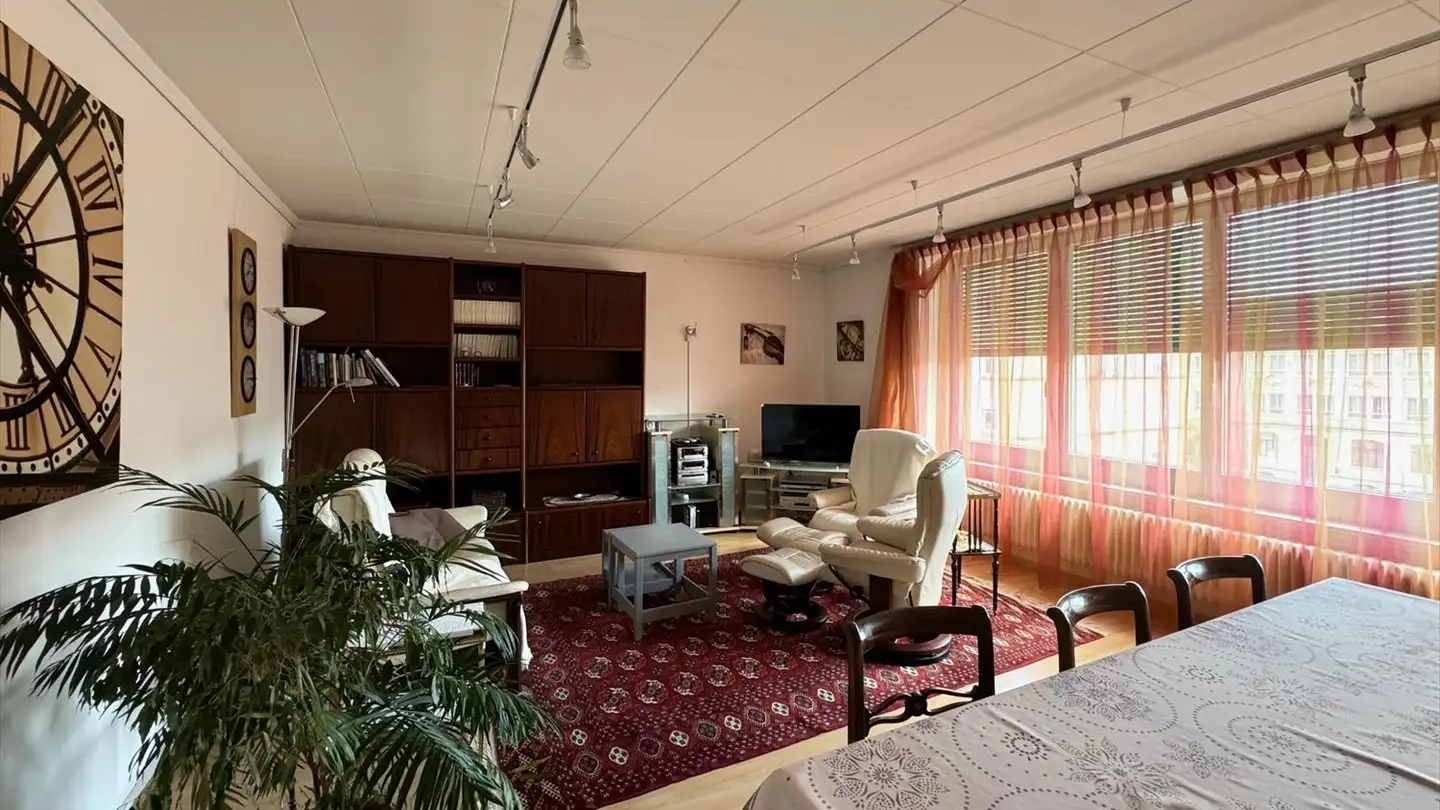 Furnished apartment for rent - Rue De La Serre 112, 2300 La Chaux-de-Fonds - Photo 2