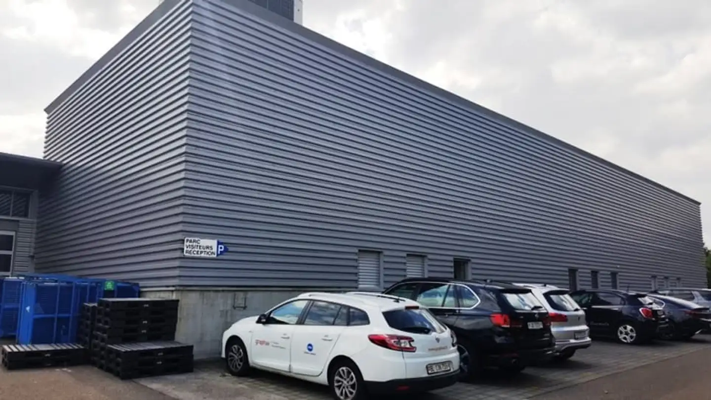 Commercial à louer - Route De Courroux 6, 2800 Delémont