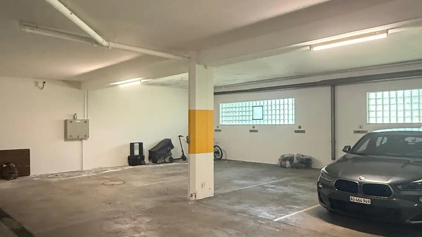 Place de parking souterraine à louer - Hauptstrasse 31, 5032 Aarau Rohr - Photo 3