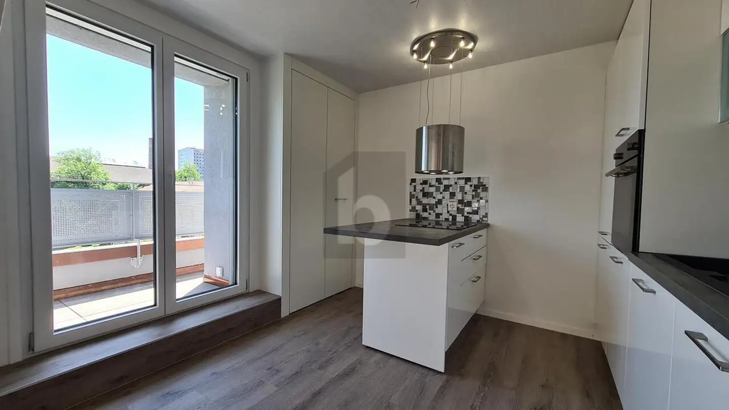 Attic flat for rent - 2503 Biel/Bienne - Photo 2