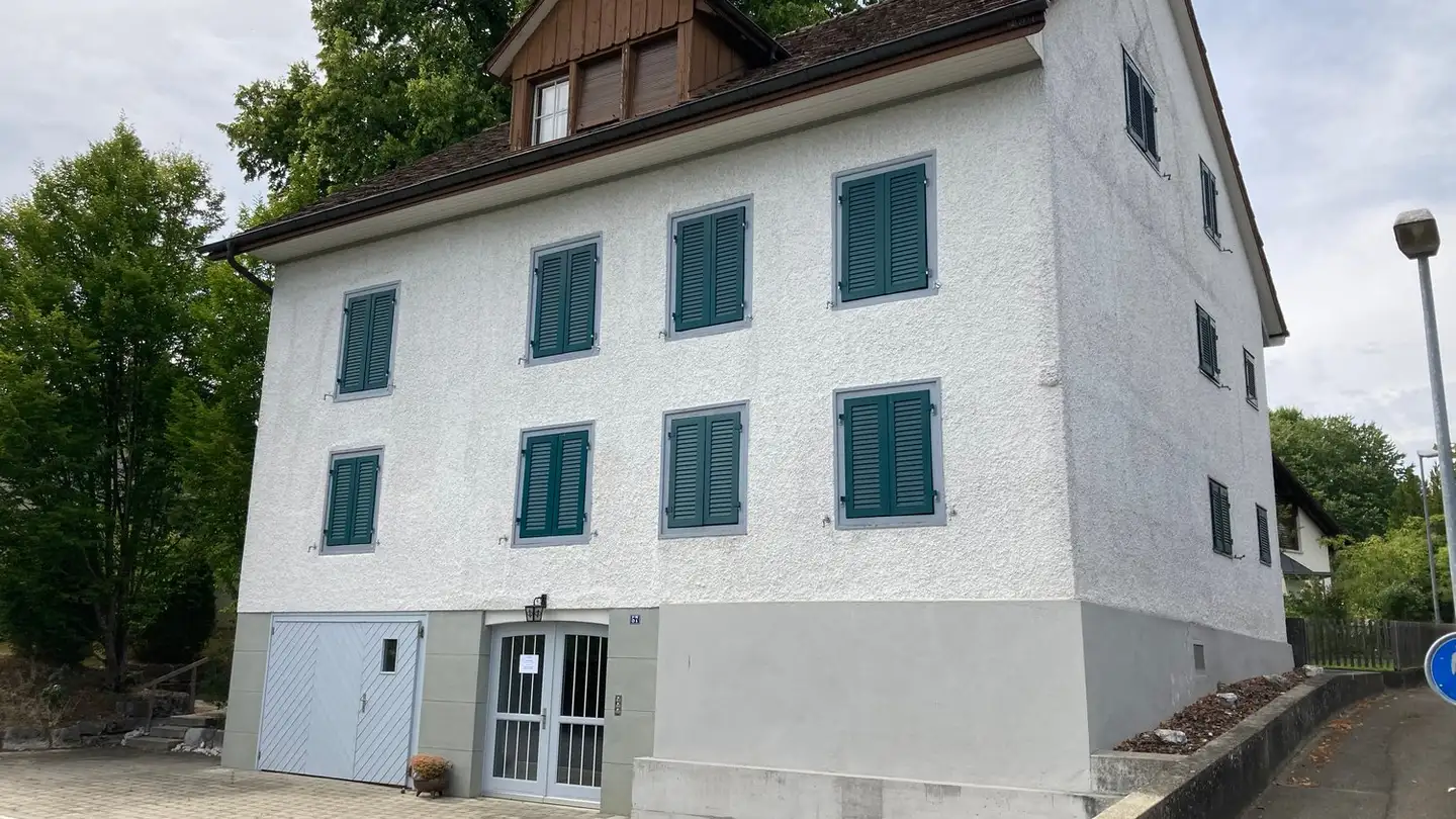 Place de parking extérieure à louer - Trüllenbuck 57, 8207 Schaffhausen