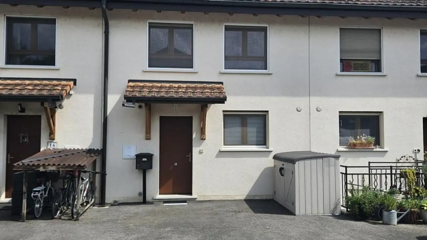 Row house for rent - Chemin Du Vieux-Bac 14, 1288 Aire-la-Ville