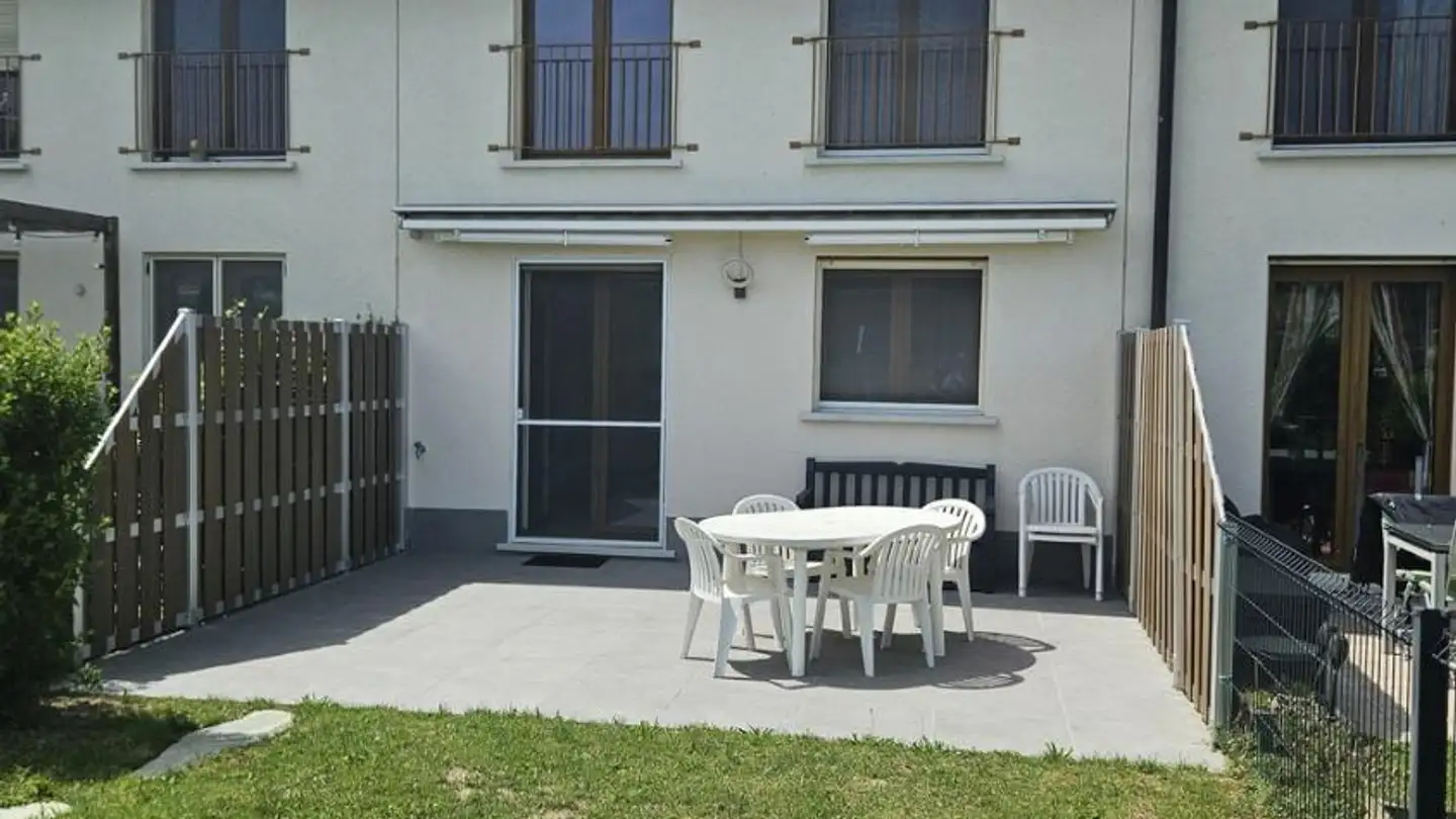 Row house for rent - Chemin Du Vieux-Bac 14, 1288 Aire-la-Ville - Photo 2