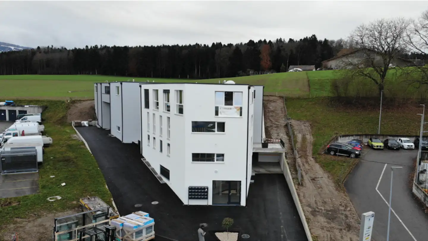 Storage space for rent - Zone Industrielle D'in-Riaux 34, 1728 Rossens FR