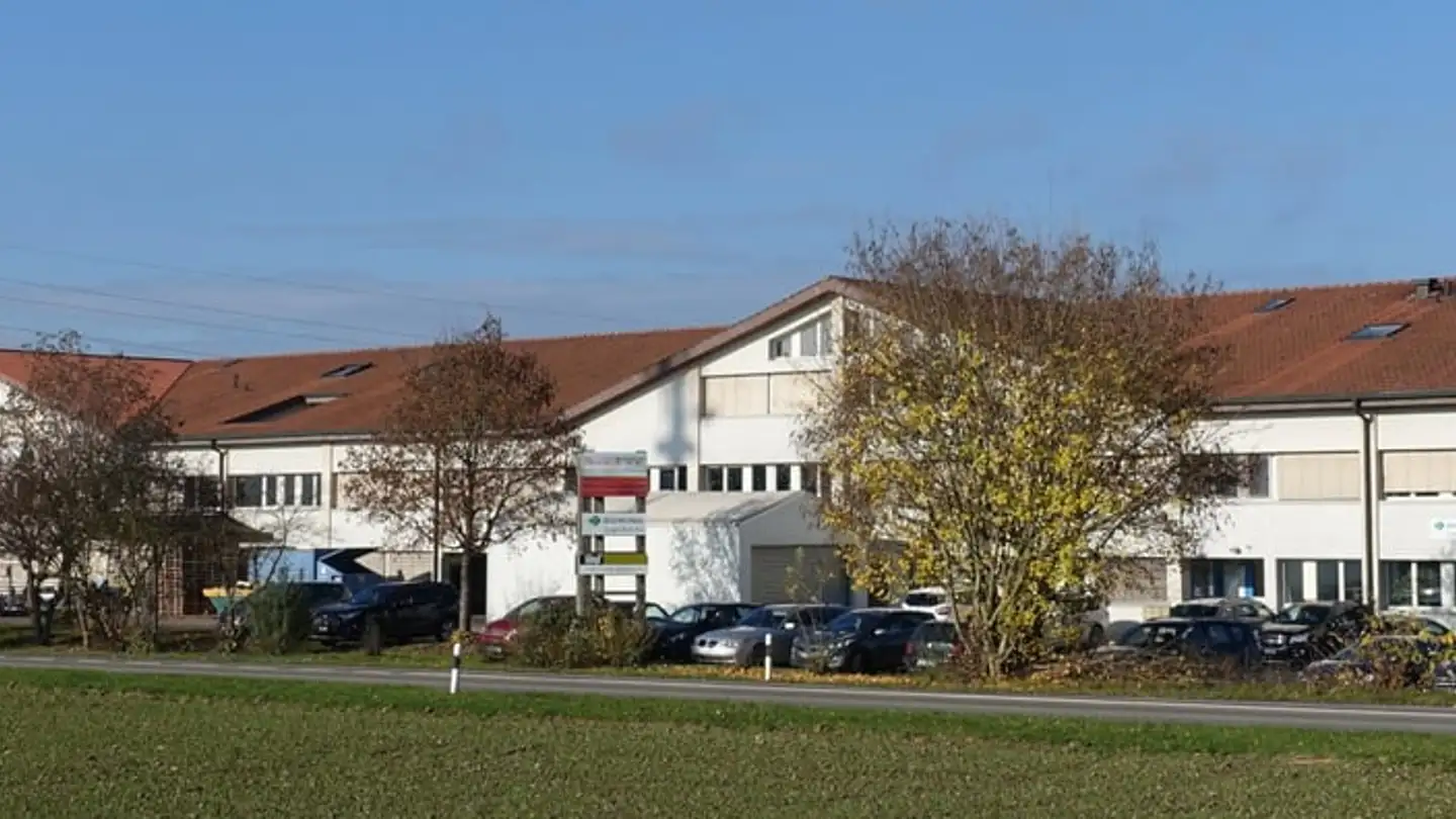 Office space for rent - Binzenholzstrasse 18, 5704 Egliswil