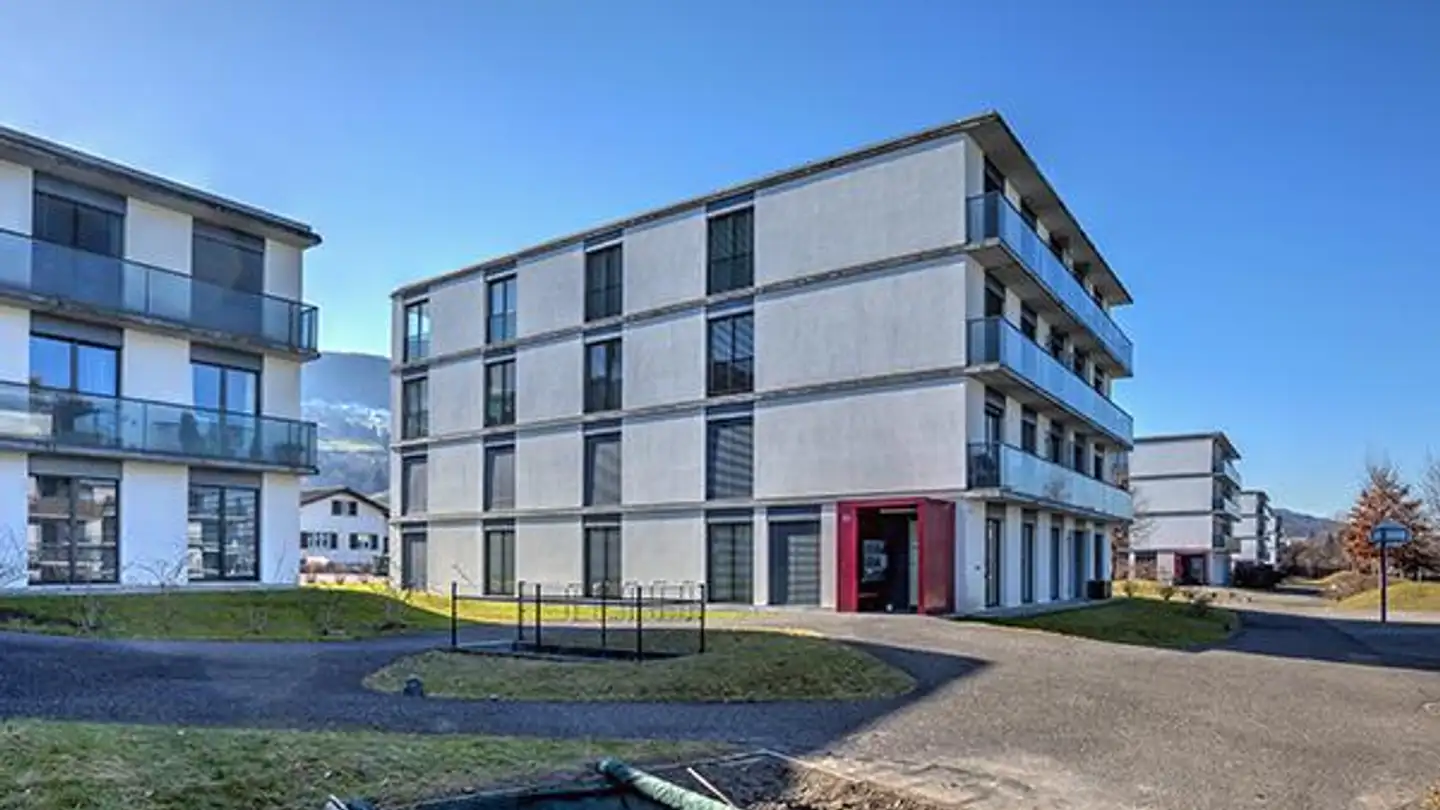 Tiefgaragenstellplatz mieten - Gweerhofstrasse, 8853 Lachen SZ