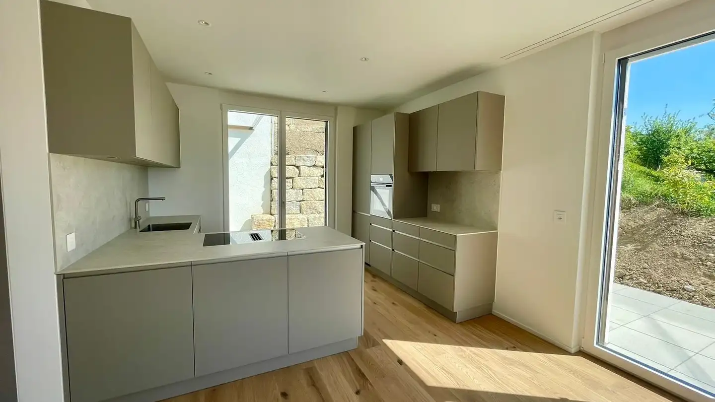 Appartement à louer - Bergstrasse, 8447 Dachsen - Photo 2