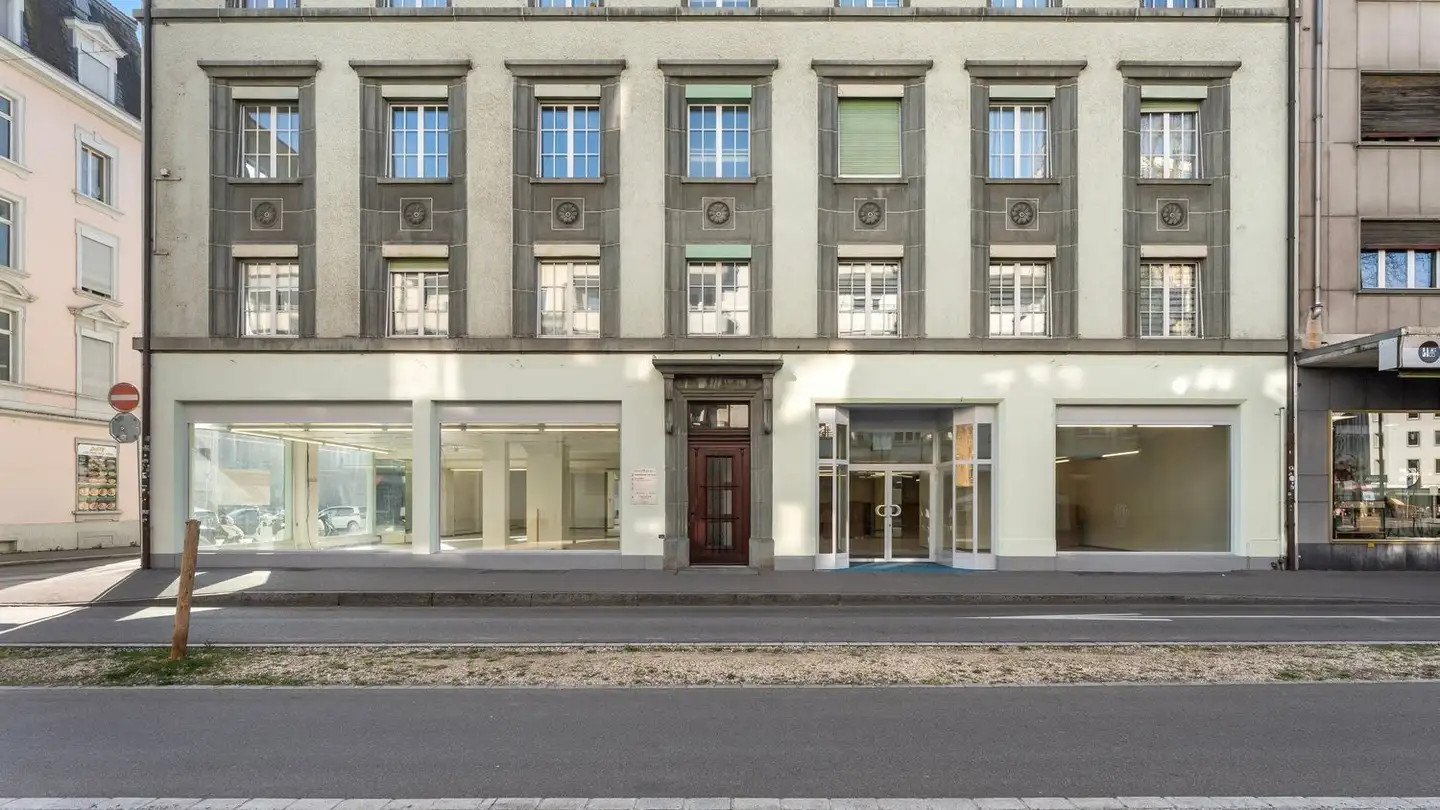 Magasin à louer - Rue De Morat / Murtenstrasse 14, 2502 Biel/Bienne