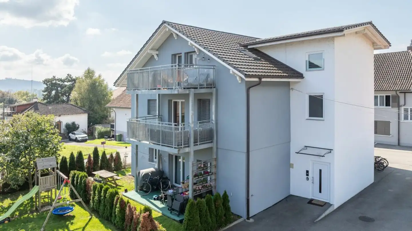 Edificio residenziale in vendita - Hauptstrasse 61, 2554 Meinisberg