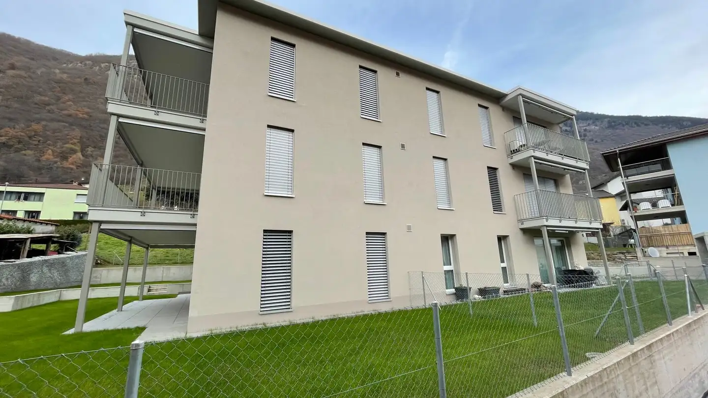 Appartamento in vendita - Via Marco Mades 7, 6533 Lumino - Photo 2