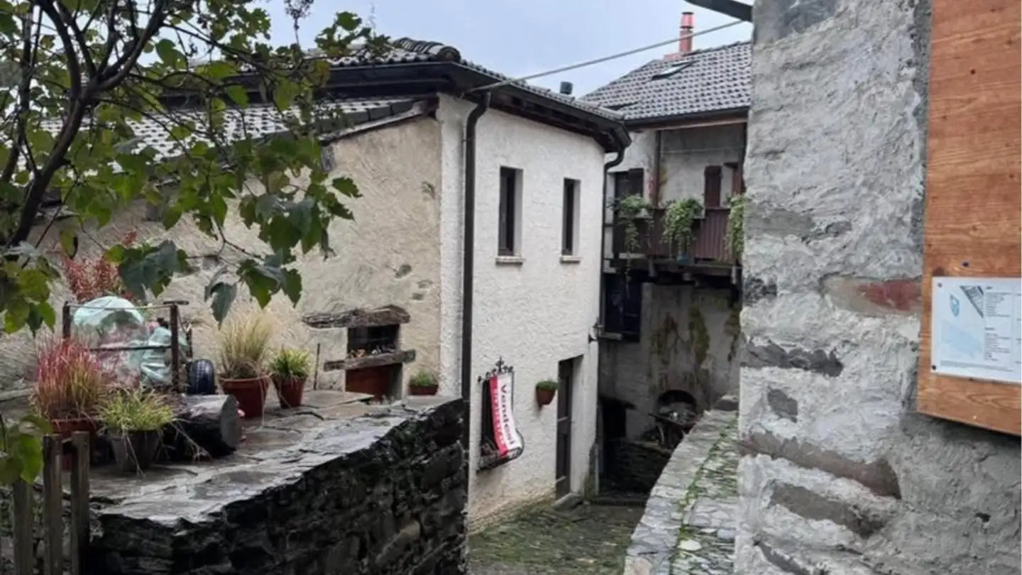 Single house for sale - 6571 Indemini