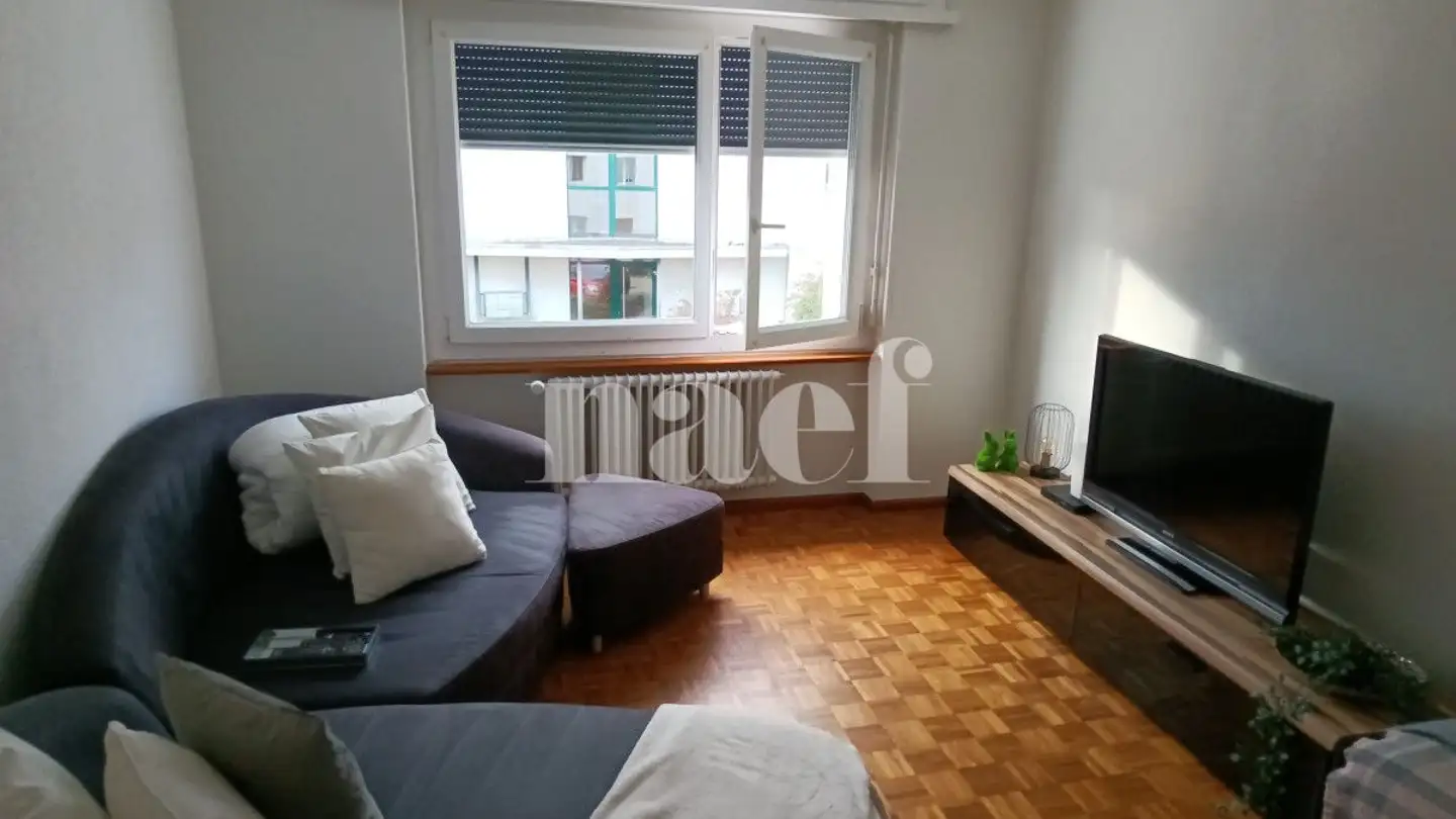 Appartamento in affitto - 2013 Colombier NE - Photo 3