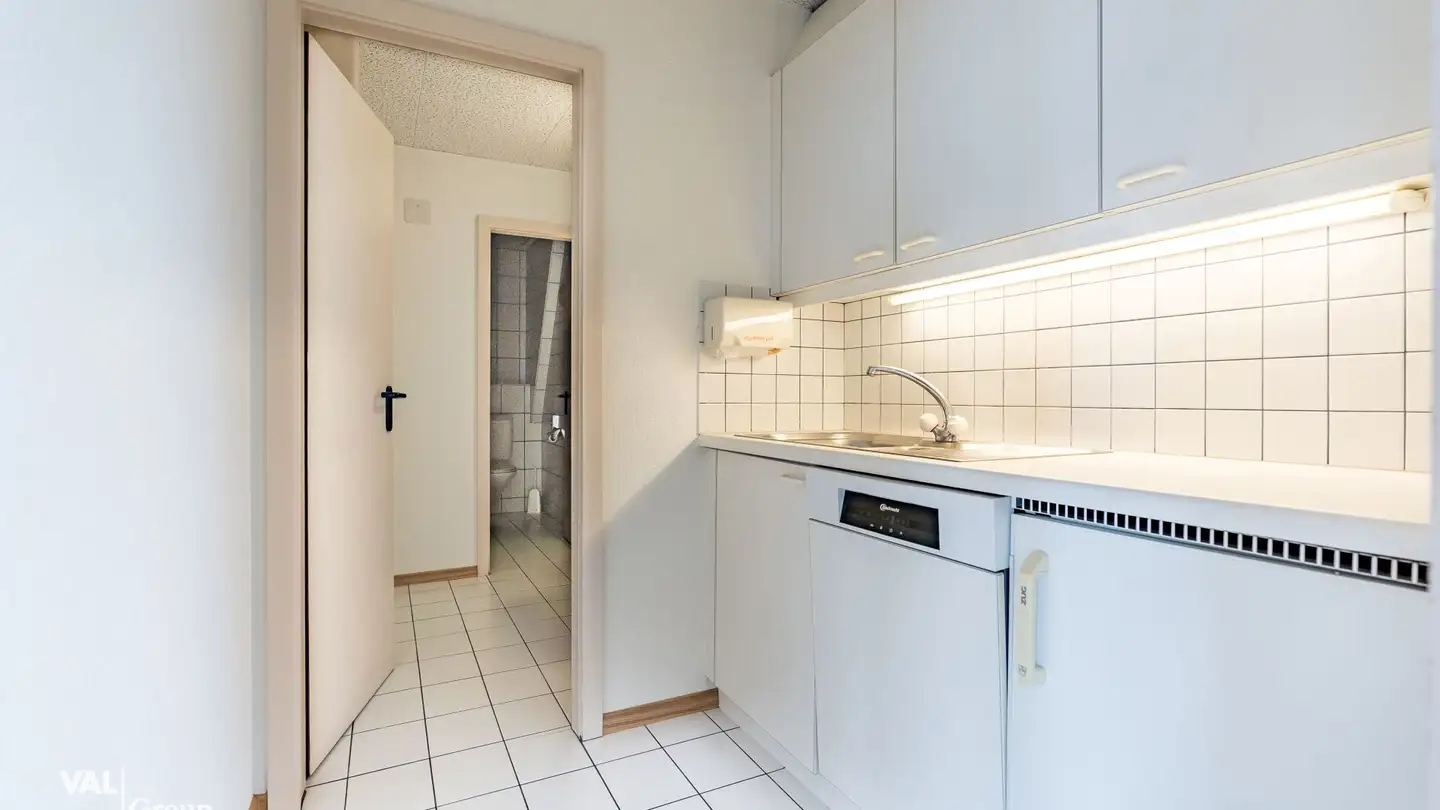 Bureau à louer - Route Industrielle 2, 1806 St-Légier-La Chiésaz - Photo 4