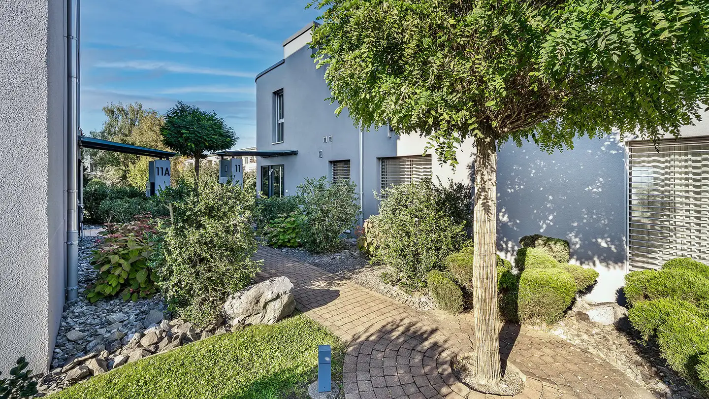 Edificio residenziale in vendita - 6330 Cham - Photo 4