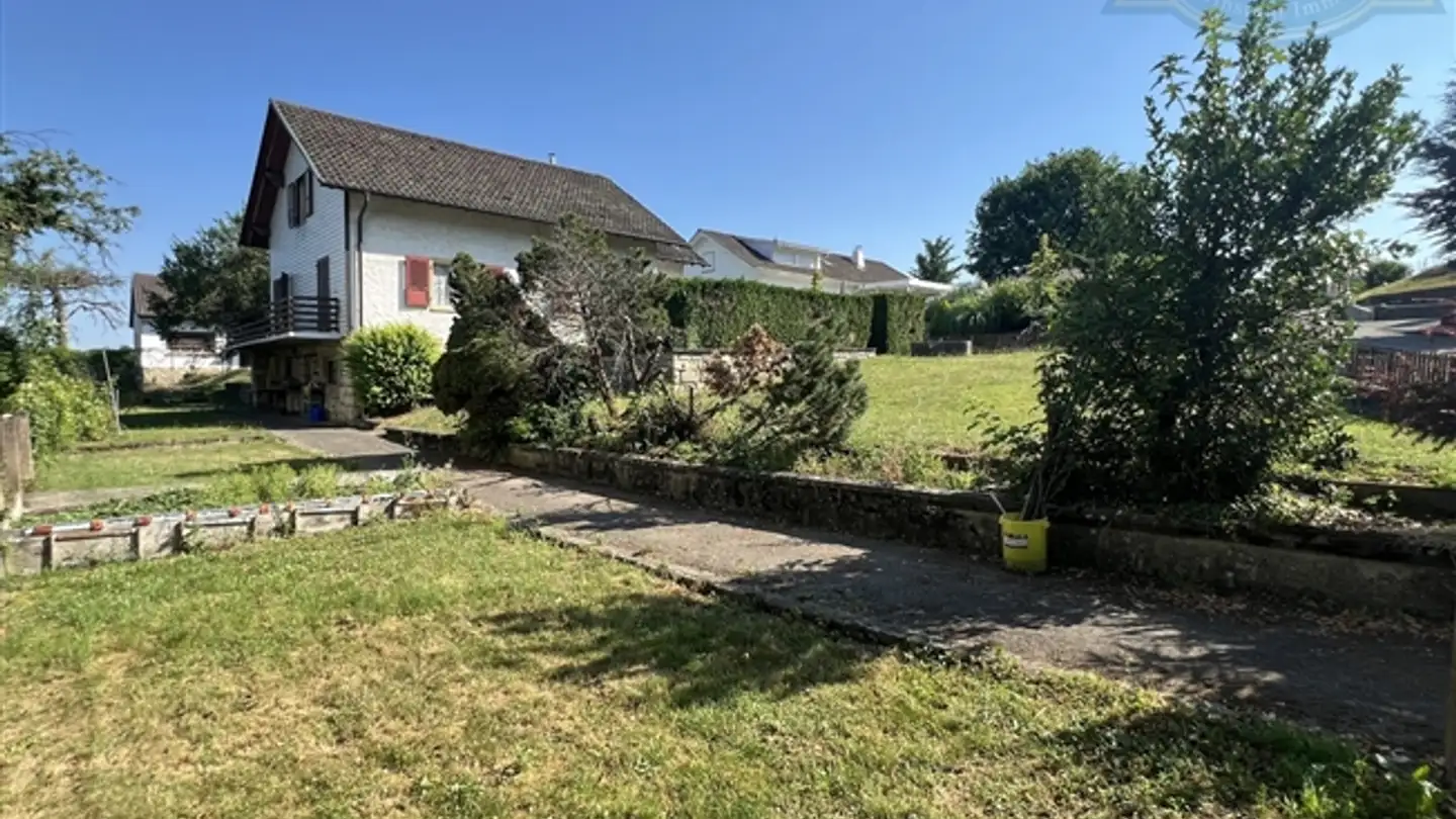 Single house for sale - 2926 Boncourt