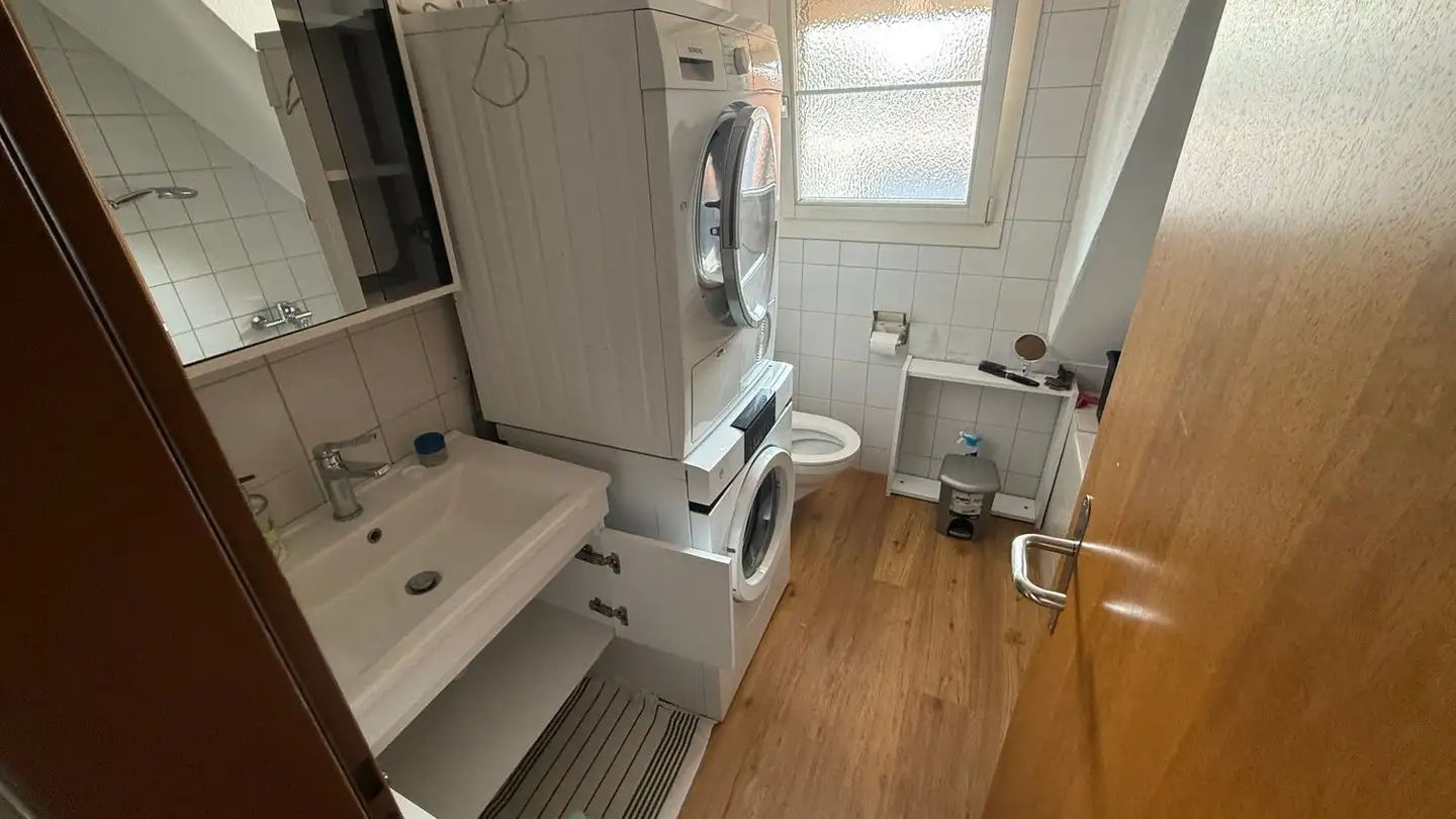 Dachgeschosswohnung mieten - Dorfstrasse 13, 8332 Russikon - Foto 4