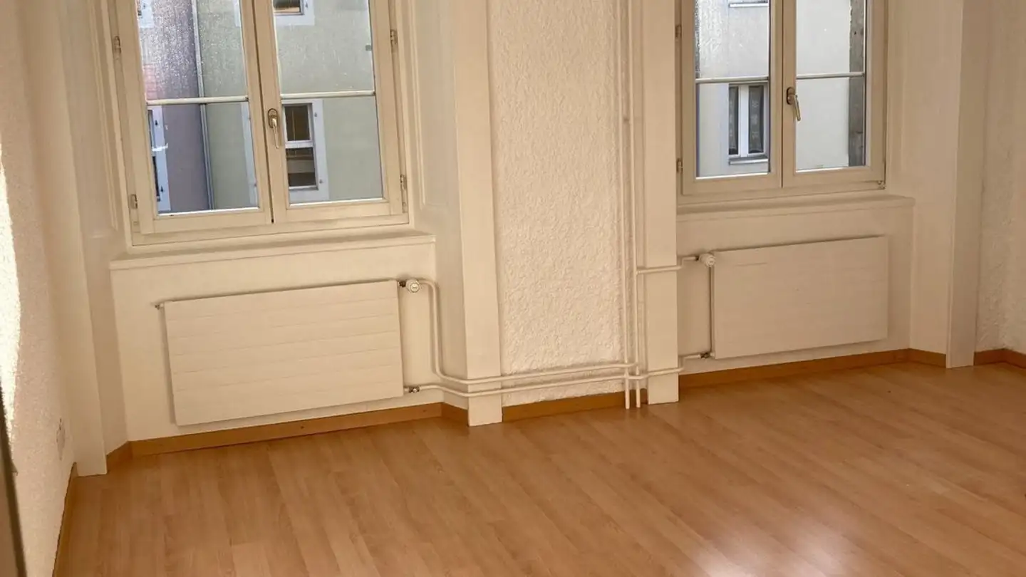Apartment for rent - Rue Jean-Jacques-Huguenin 27, 2400 Le Locle - Photo 3