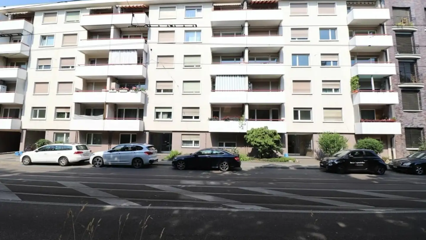 Outdoor parking space for rent - Kleinhüningeranlage 21, 4057 Basel