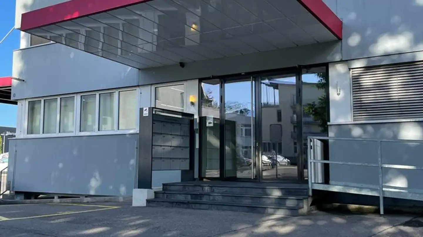 Bureau à louer - Unterrohrstrasse 3, 8952 Schlieren