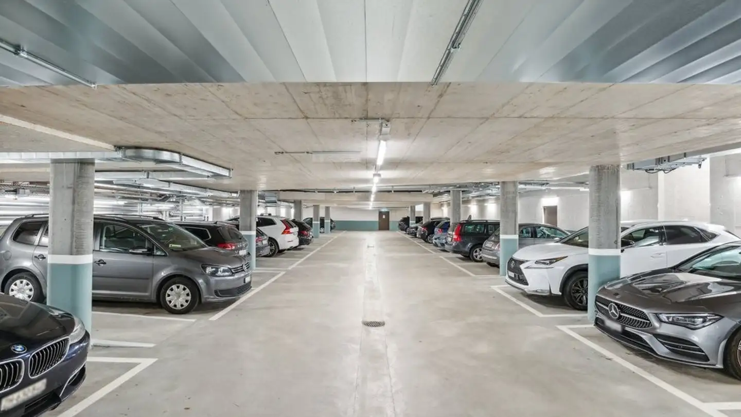 Underground parking space for rent - Feldblumenweg 12, 8048 Zürich - Photo 2
