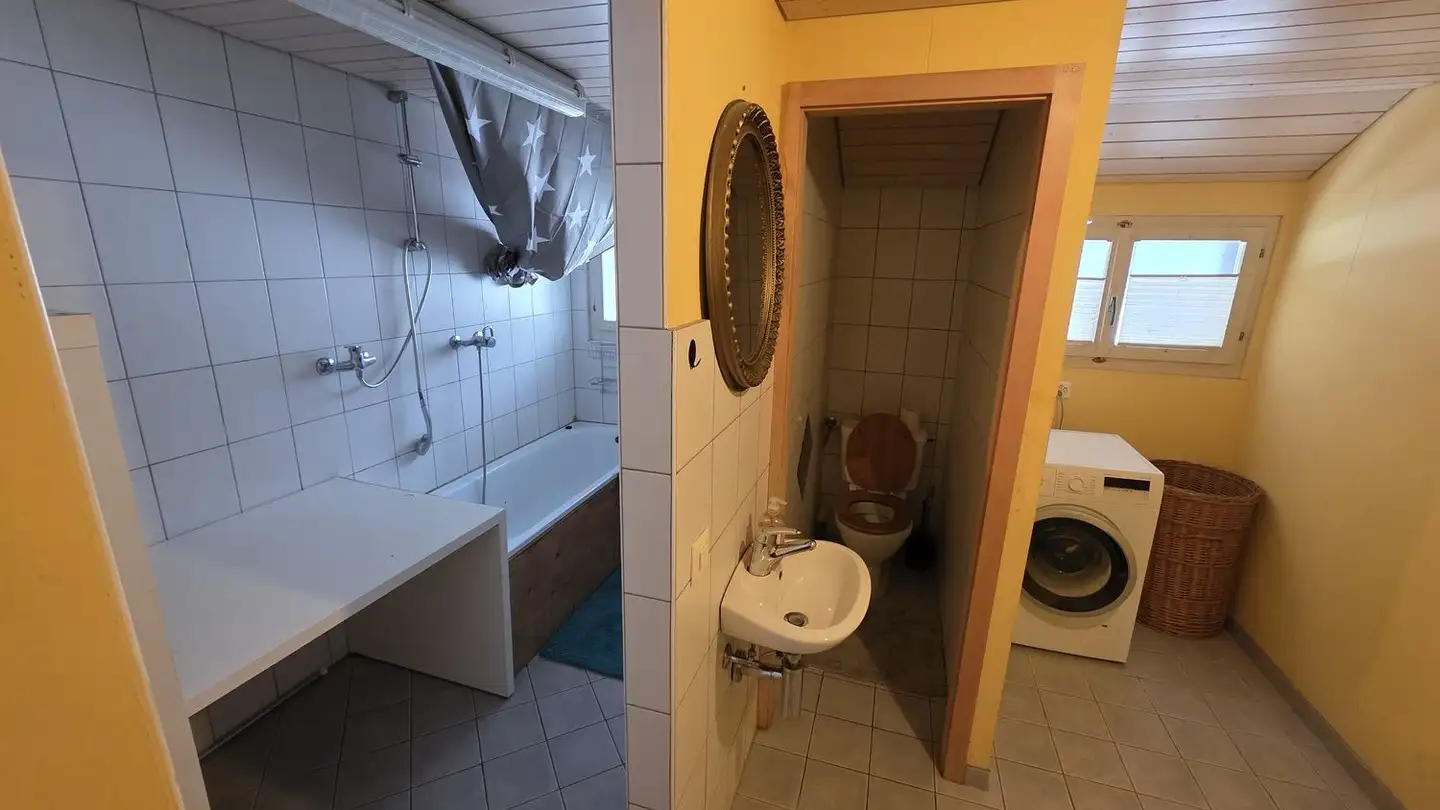 Appartement à louer - 8756 Mitlödi