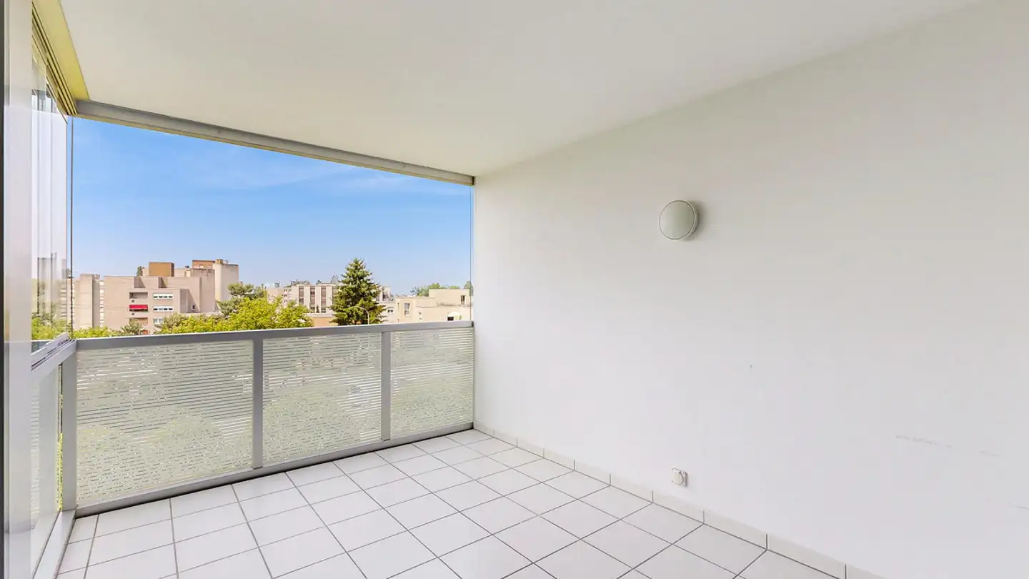 Apartment for rent - Avenue Des Boveresses 64, 1010 Lausanne - Photo 3