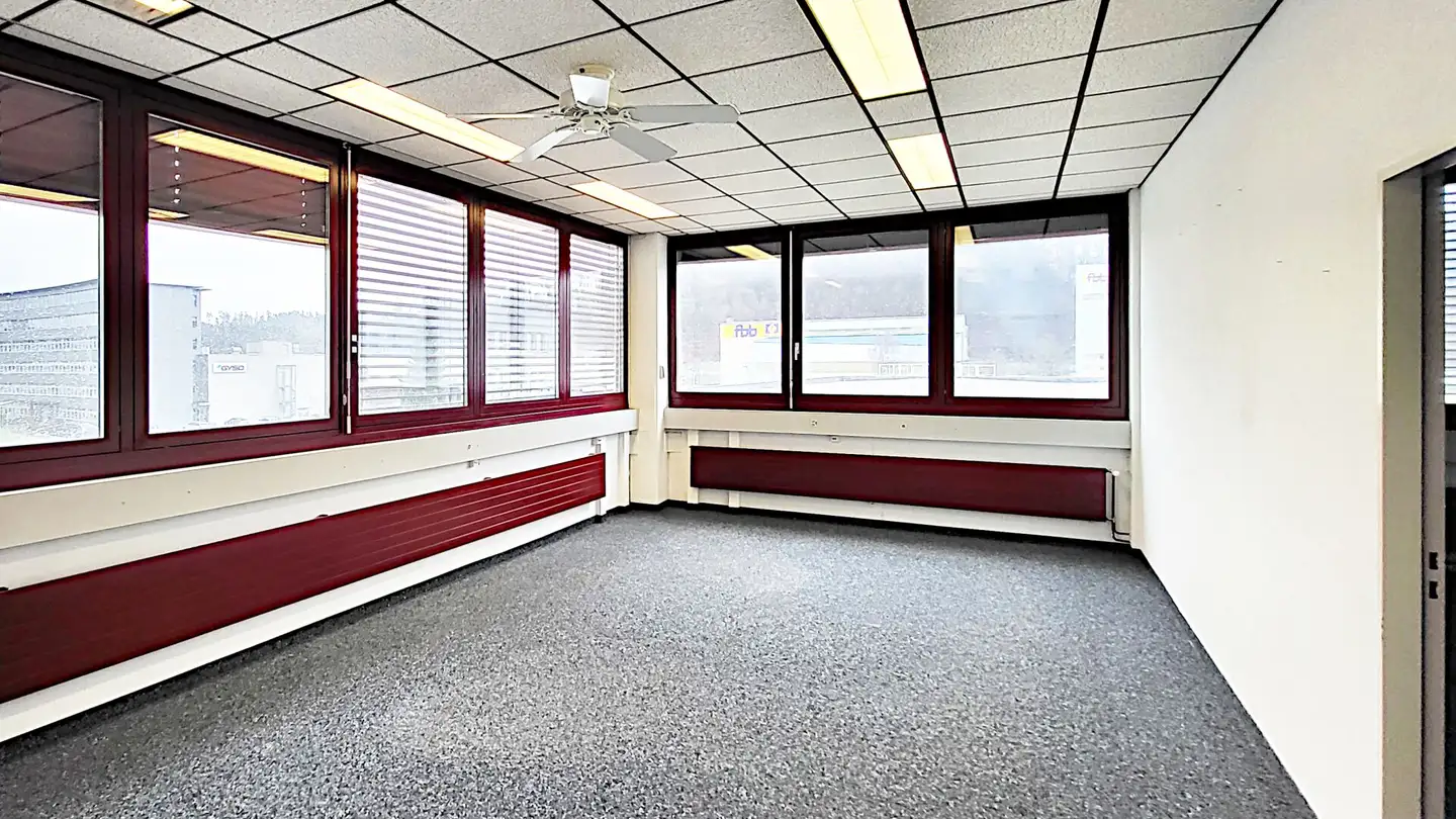 Bürofläche mieten - Steinackerstrasse, 8302 Kloten