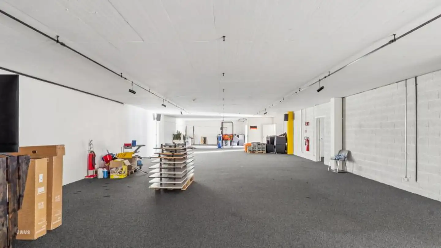 Commercial for rent - 3900 Brig - Photo 3