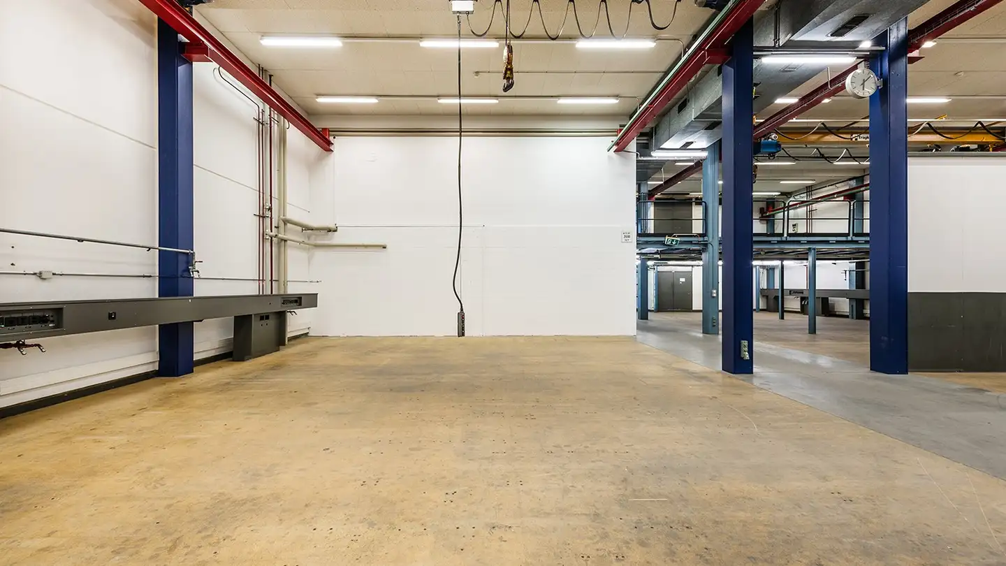 Workshop for rent - Schlosstalstrasse 45, 8406 Winterthur - Photo 3