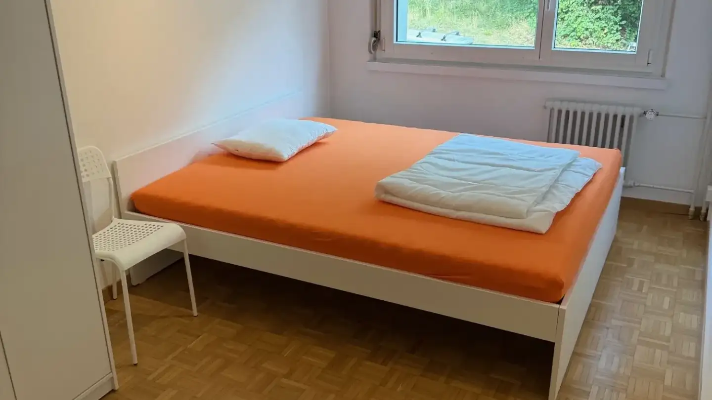 Single room for rent - 8121 Benglen