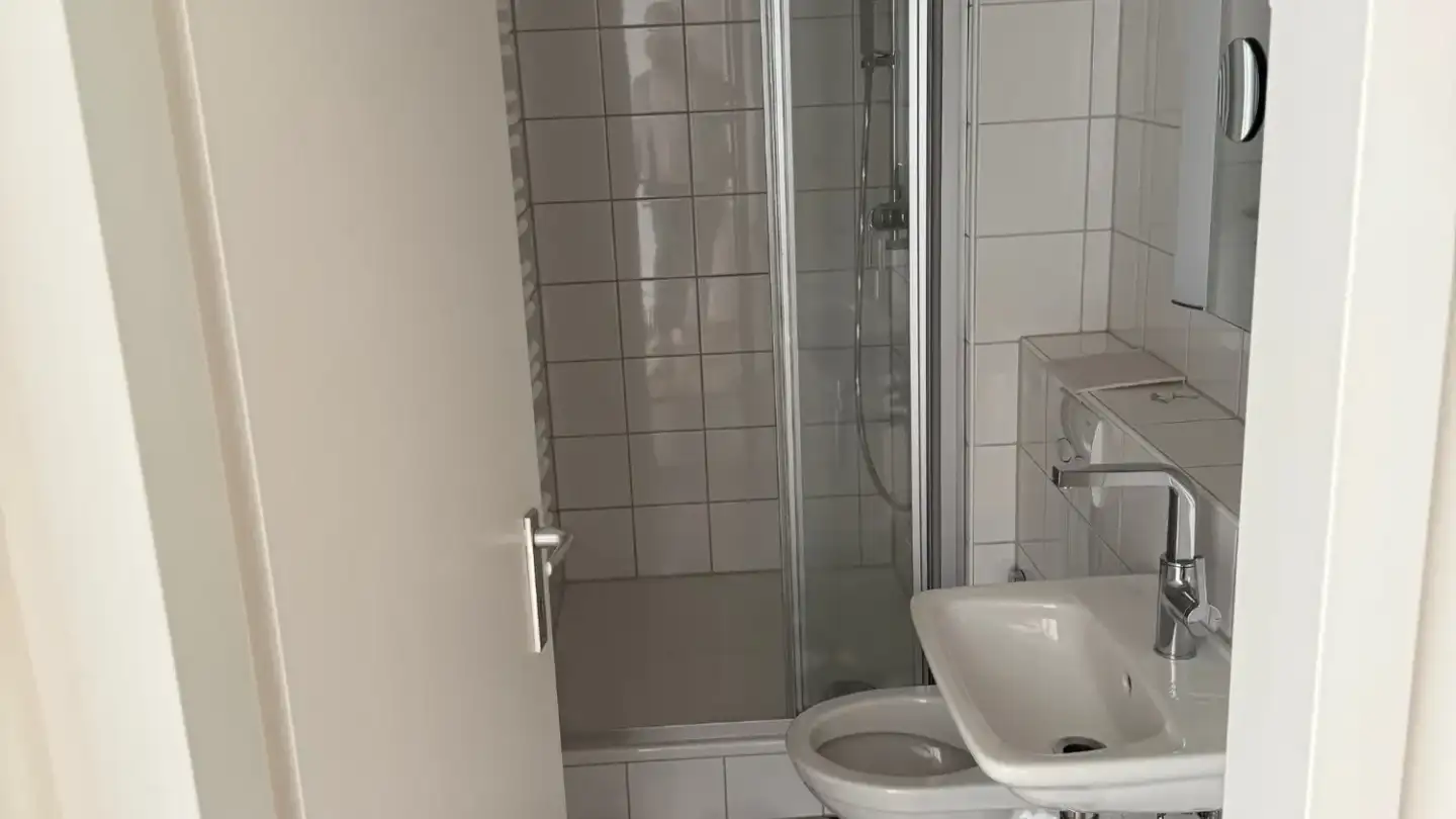Single room for rent - 8121 Benglen - Photo 4