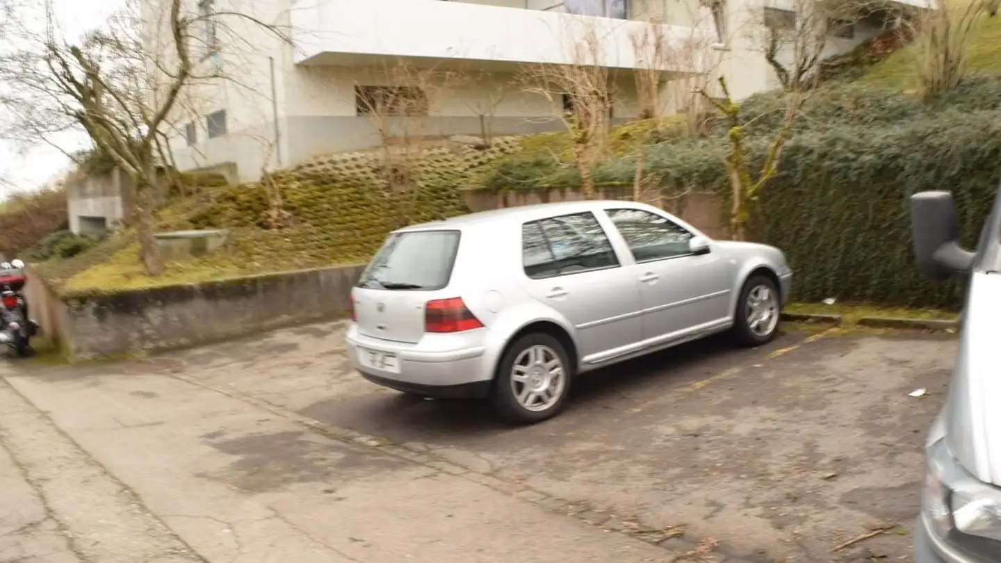 Parcheggio esterno in affitto - Im Glockenacker 68, 8053 Zürich - Foto 2